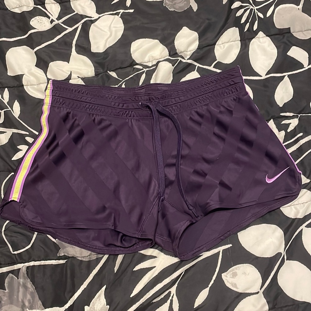 Nike Shorts, Size S
